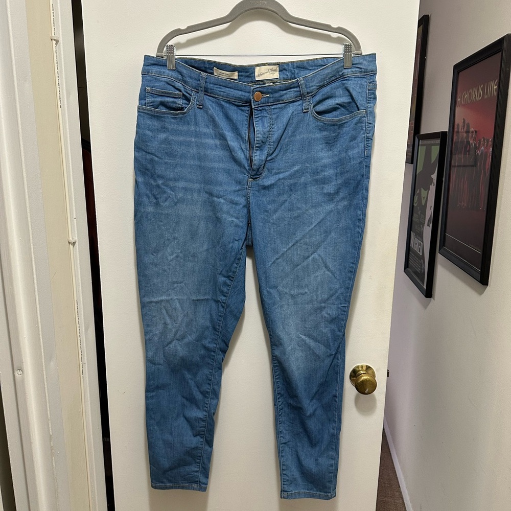 EUC Universal Thread skinny jeans